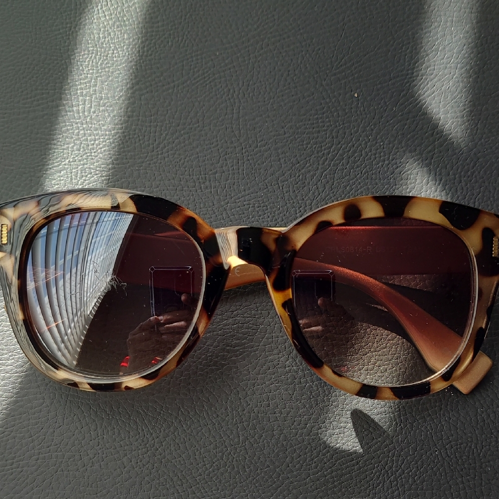 Laundry by Design Leopard Print Sunglasses